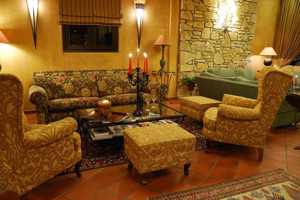 Villa Virginia Hotel Voutiron ภายนอก รูปภาพ