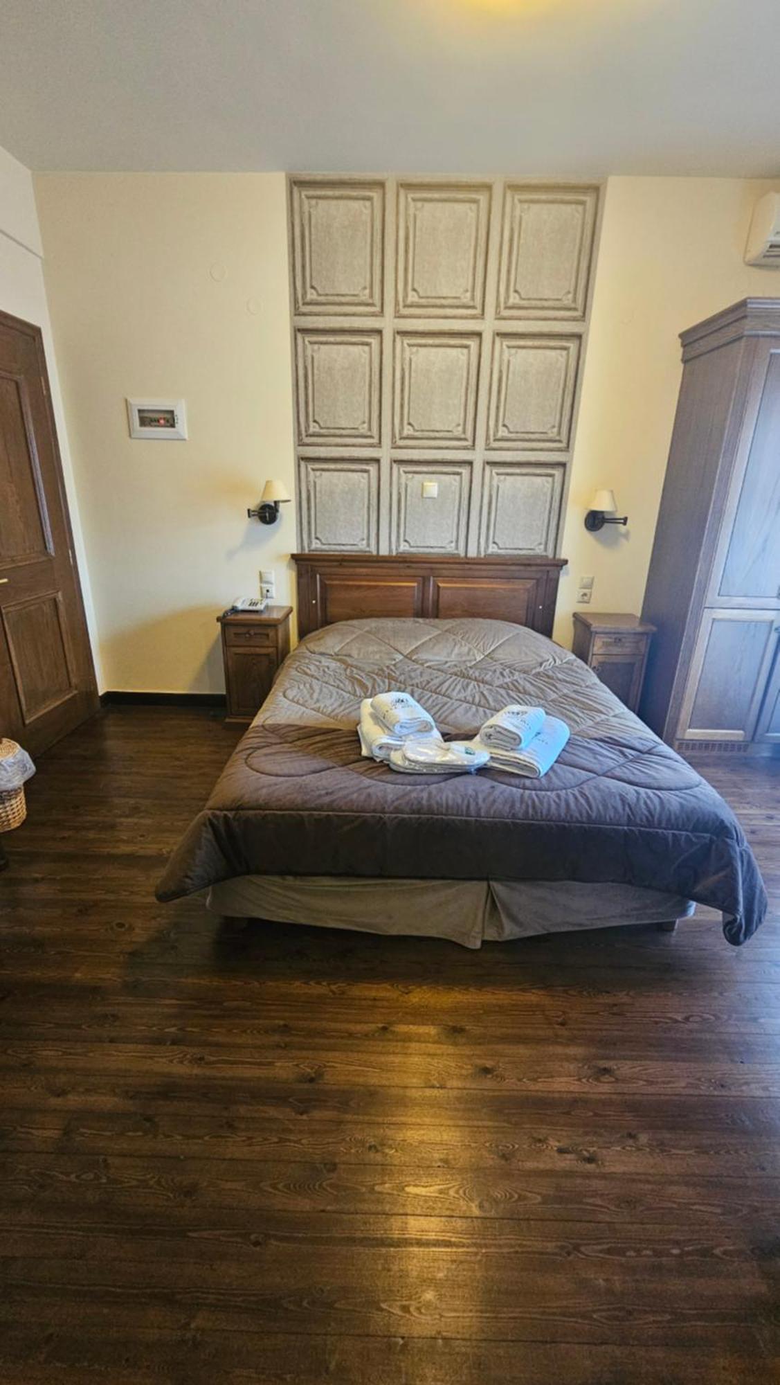 Villa Virginia Hotel Voutiron ภายนอก รูปภาพ