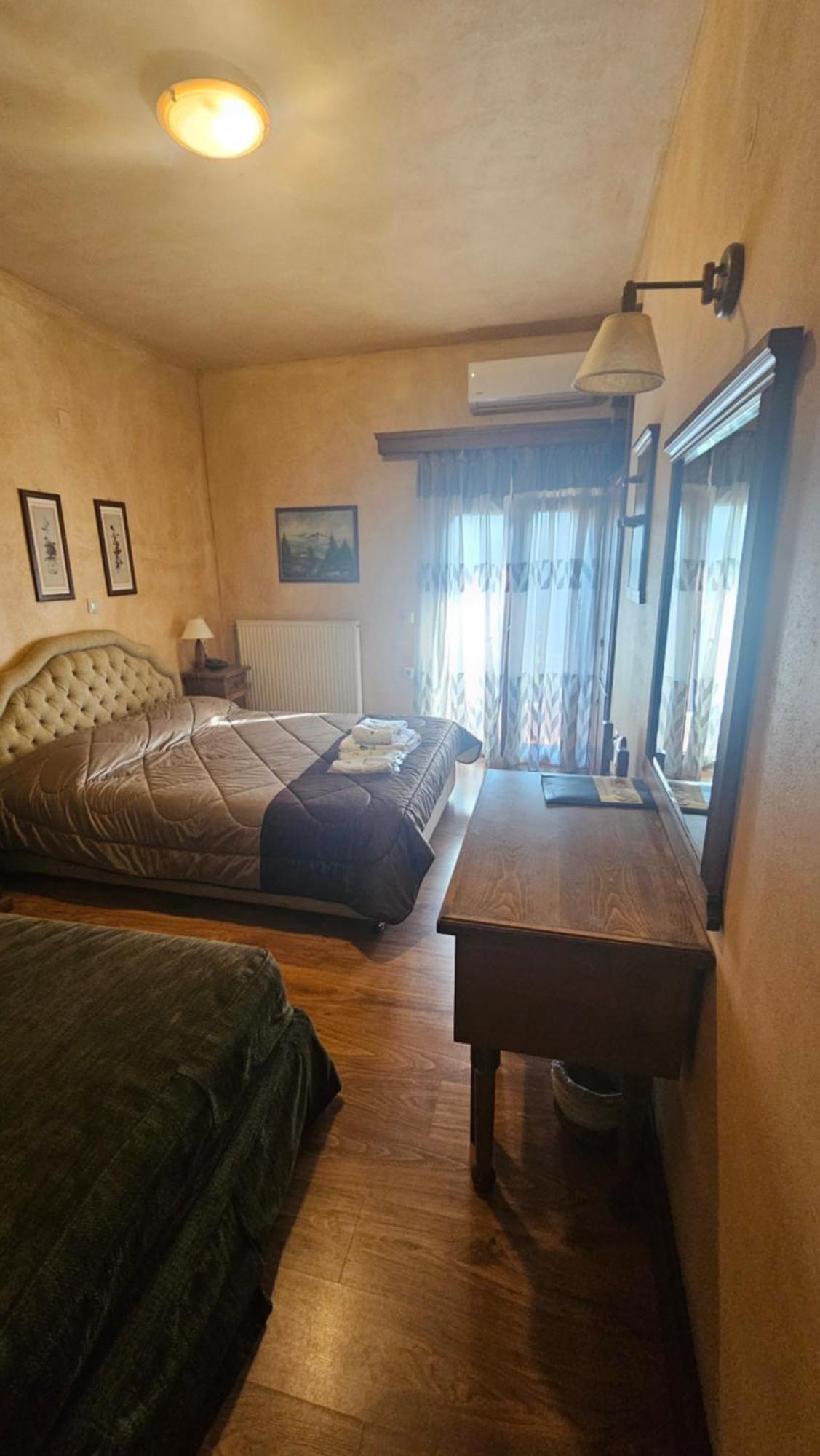 Villa Virginia Hotel Voutiron ภายนอก รูปภาพ