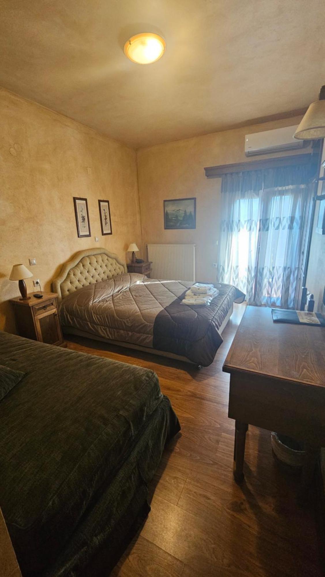 Villa Virginia Hotel Voutiron ภายนอก รูปภาพ