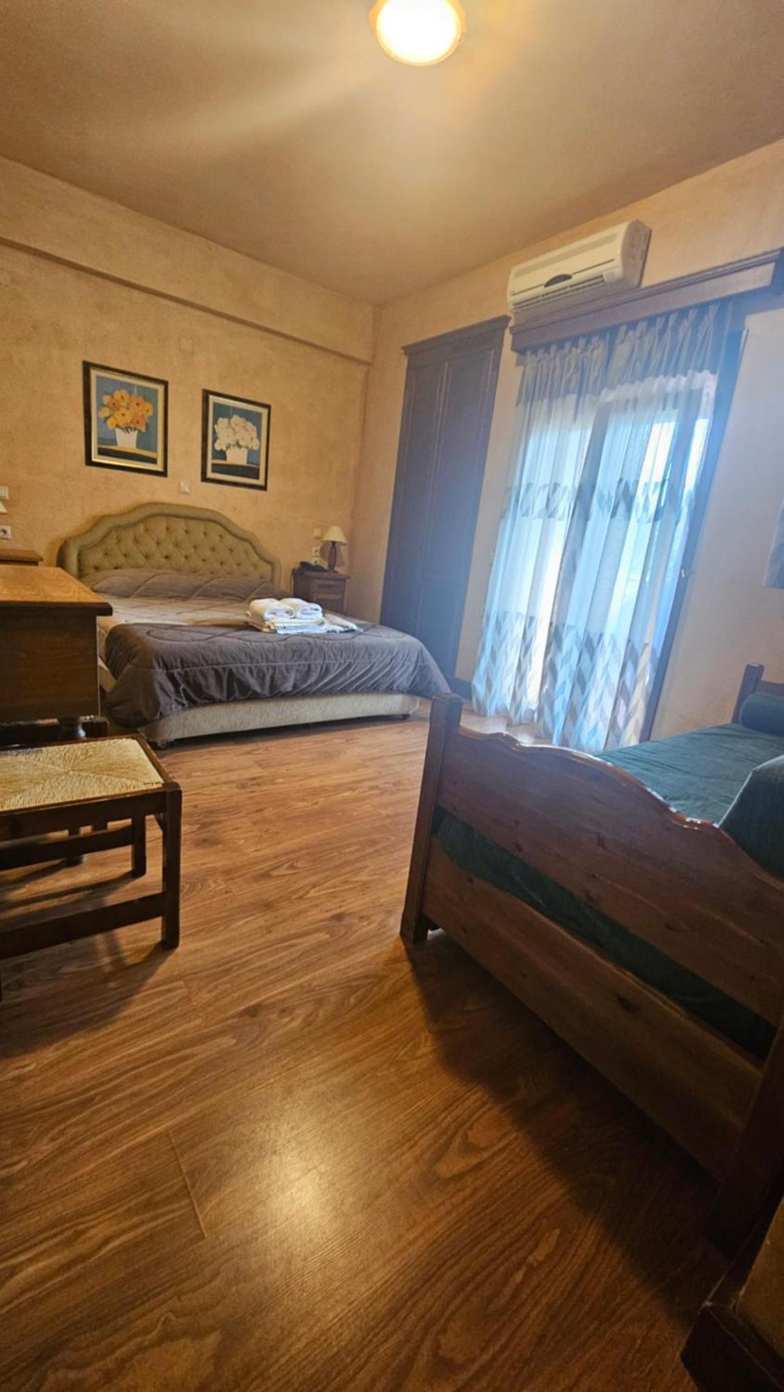 Villa Virginia Hotel Voutiron ภายนอก รูปภาพ