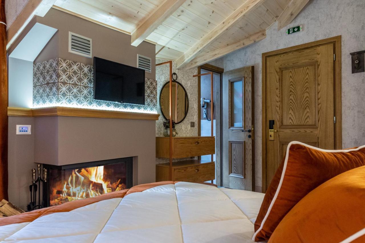 Villa Virginia Hotel Voutiron ภายนอก รูปภาพ